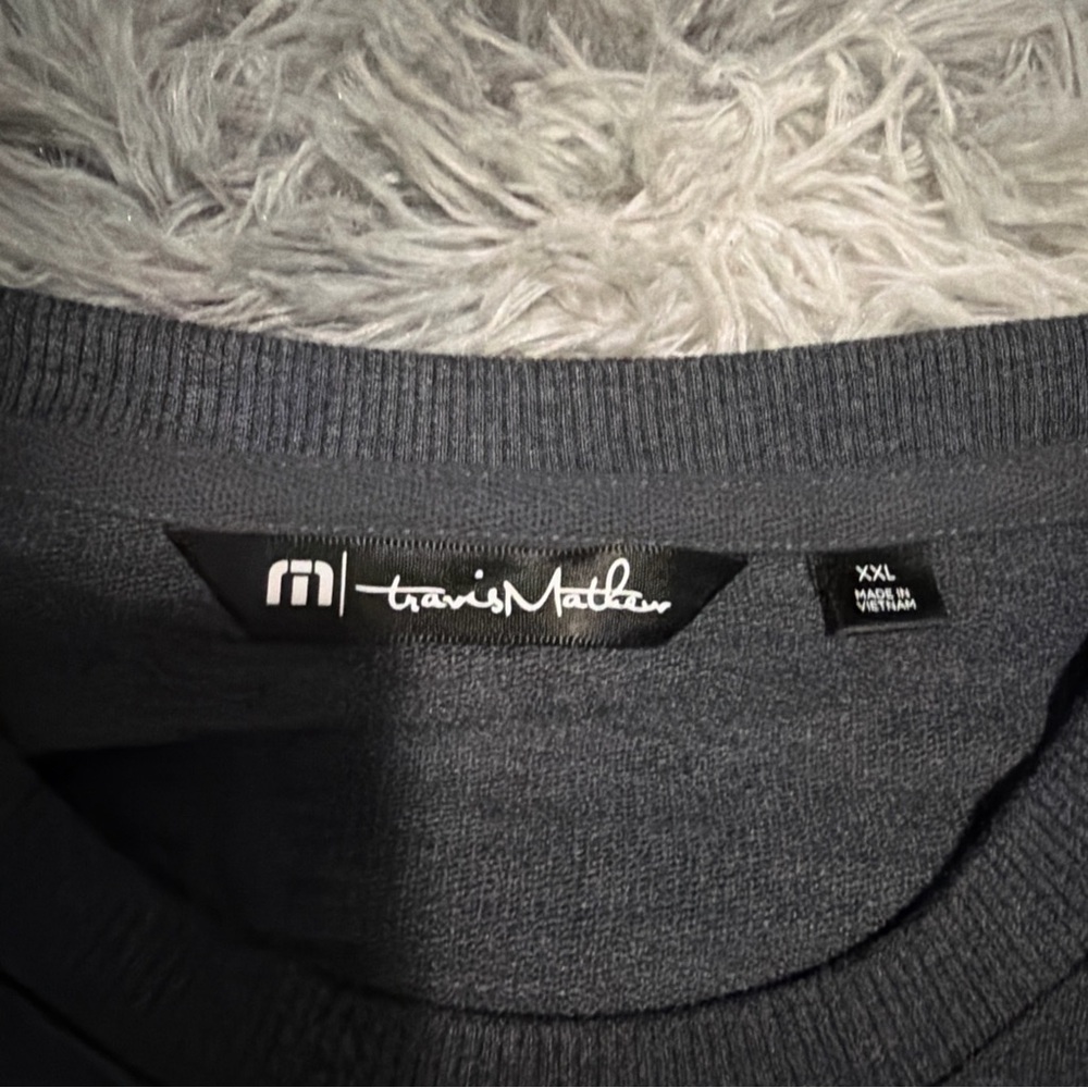 Travis Matthew Lightweight Pullover Crew Sweatshi… - image 3